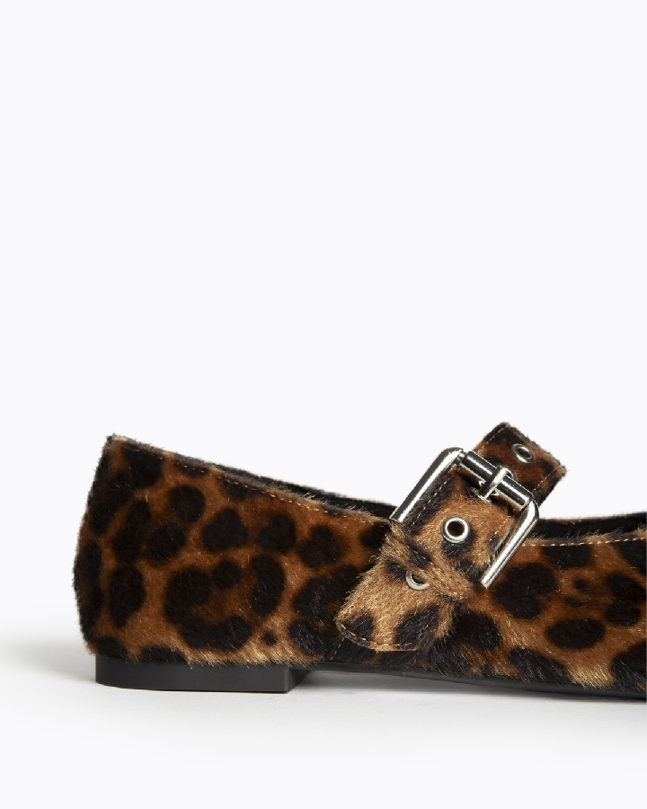 MARY JANE LEOPARDO 3