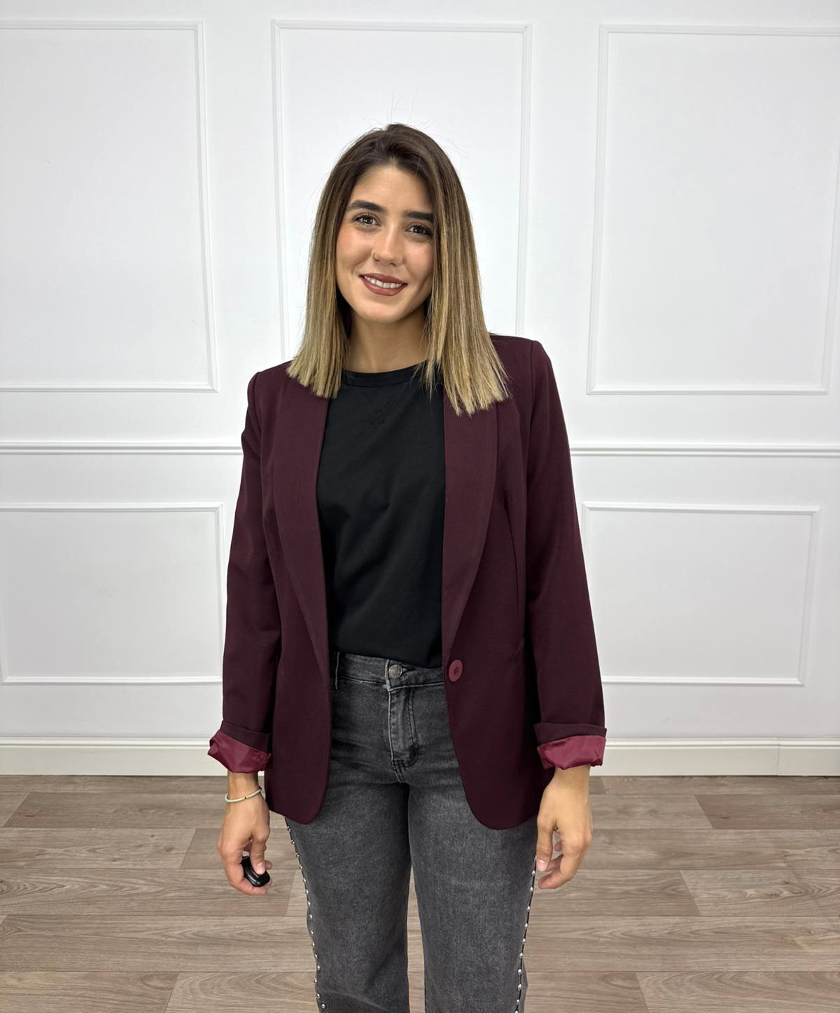 BLAZER BURDEOS BÁSICA  2