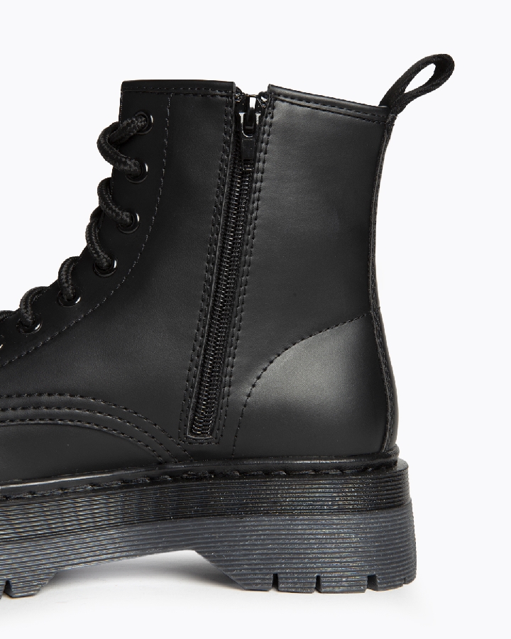 BOTÍN MILITAR NEGRO PLATAFORMA CORINA 3