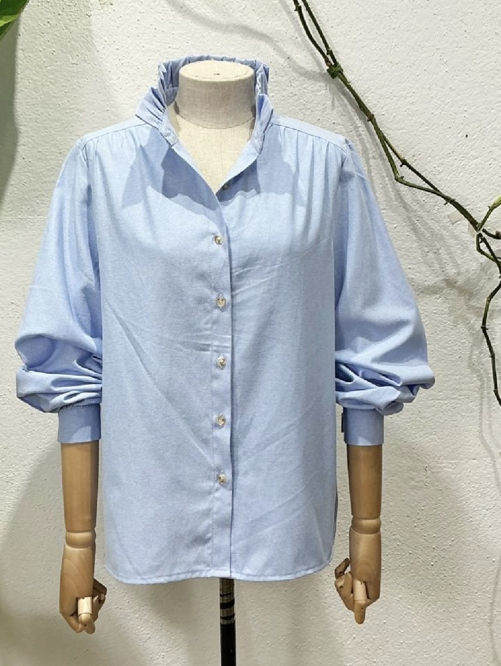 CAMISA AZUL VOLANTE CUELLO 3