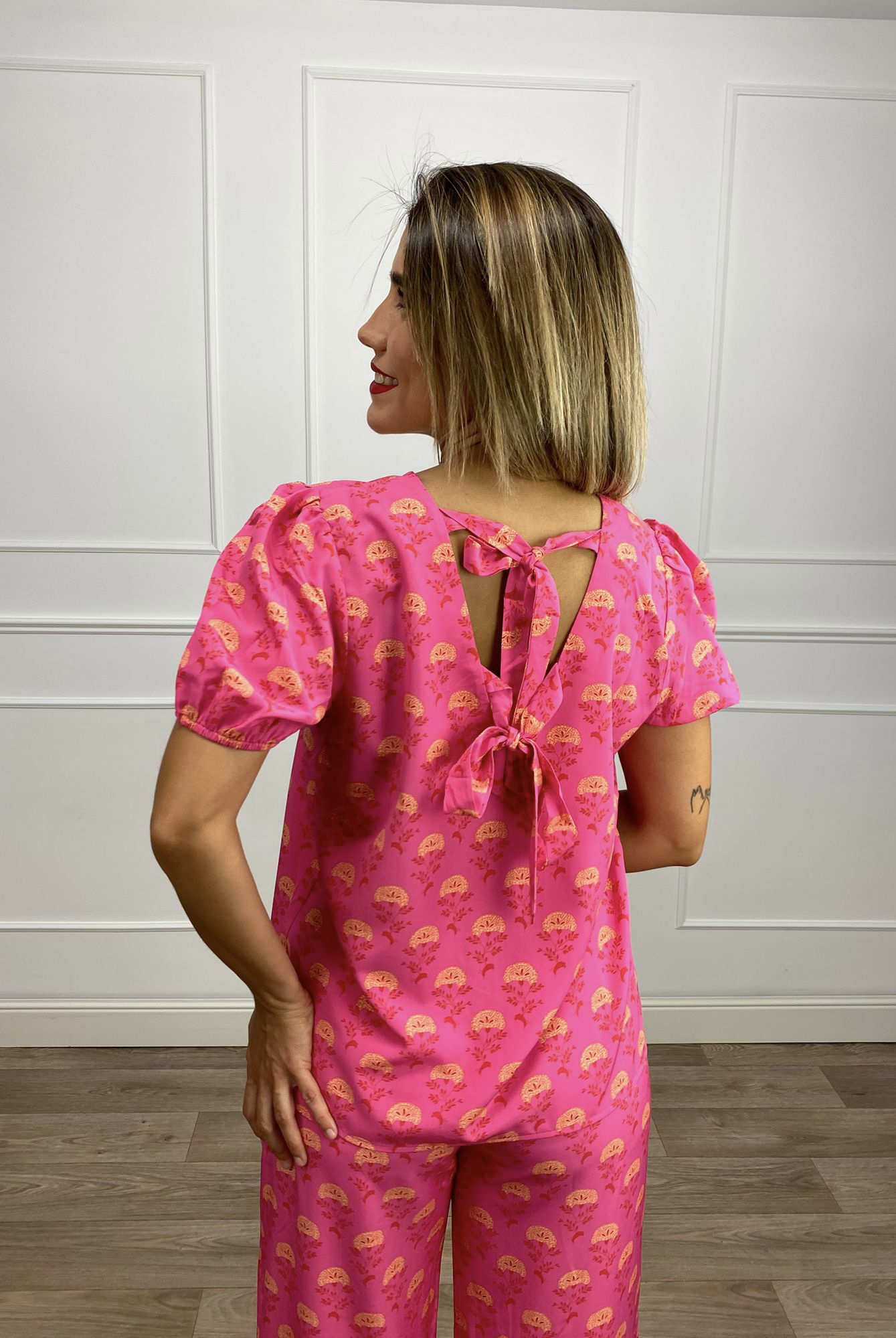 CONJUNTO ROSA ESTAMPADO 2