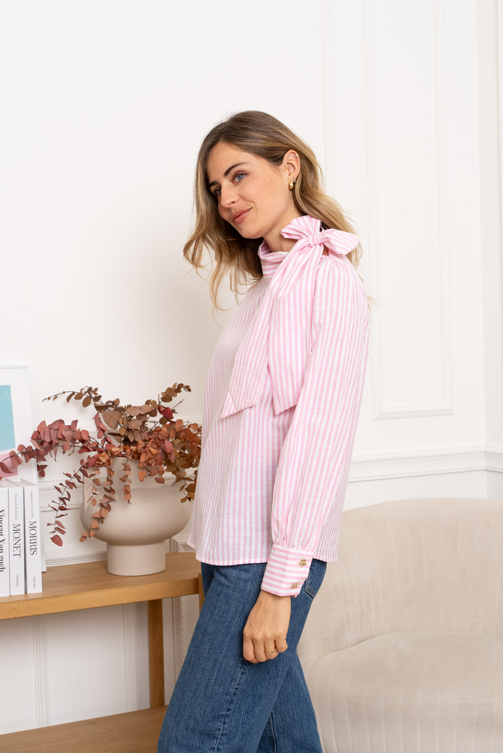 CAMISA ROSA RAYAS LAZADA CUELLO 2