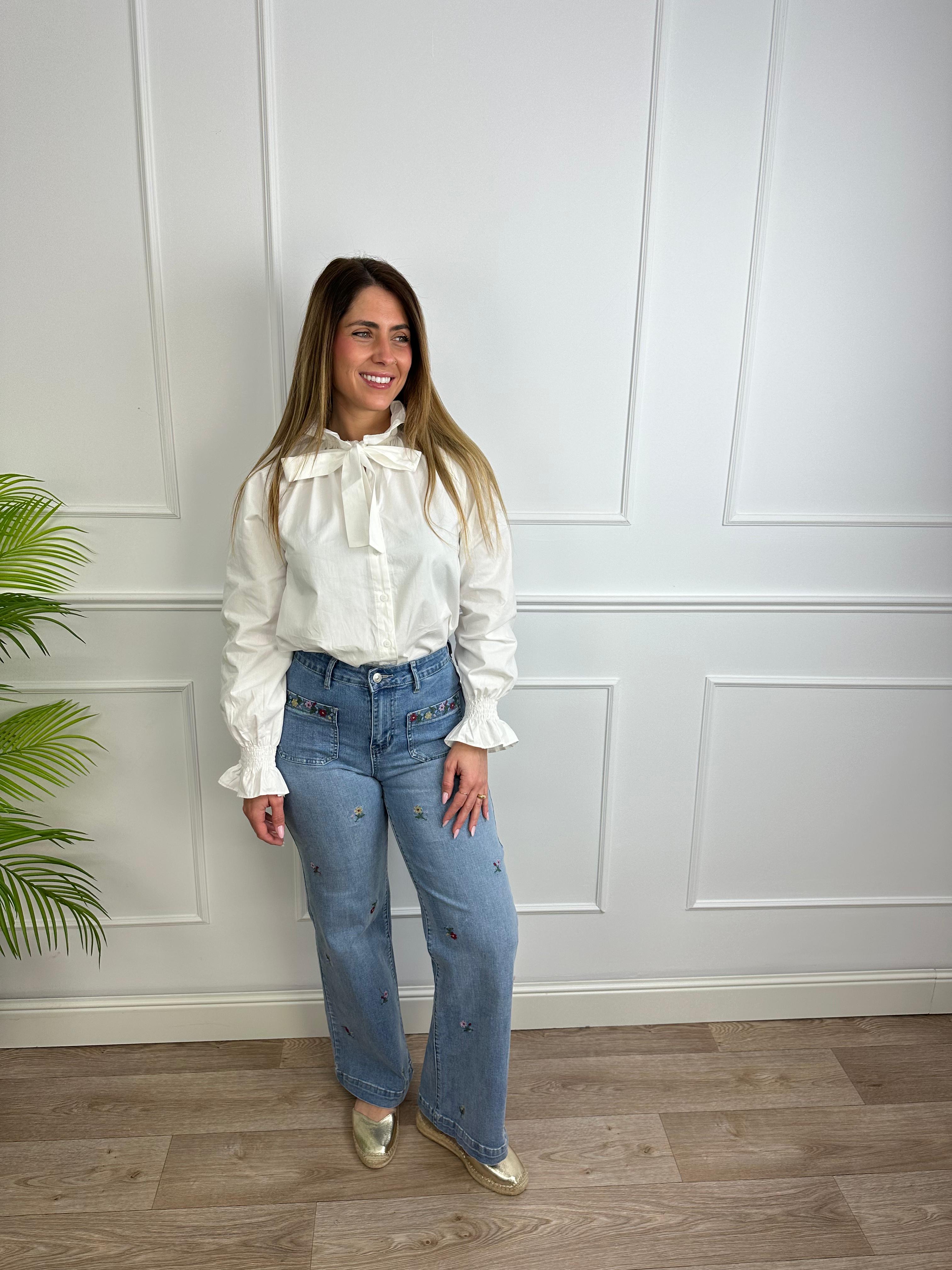 CAMISA BLANCA LAZADA 3