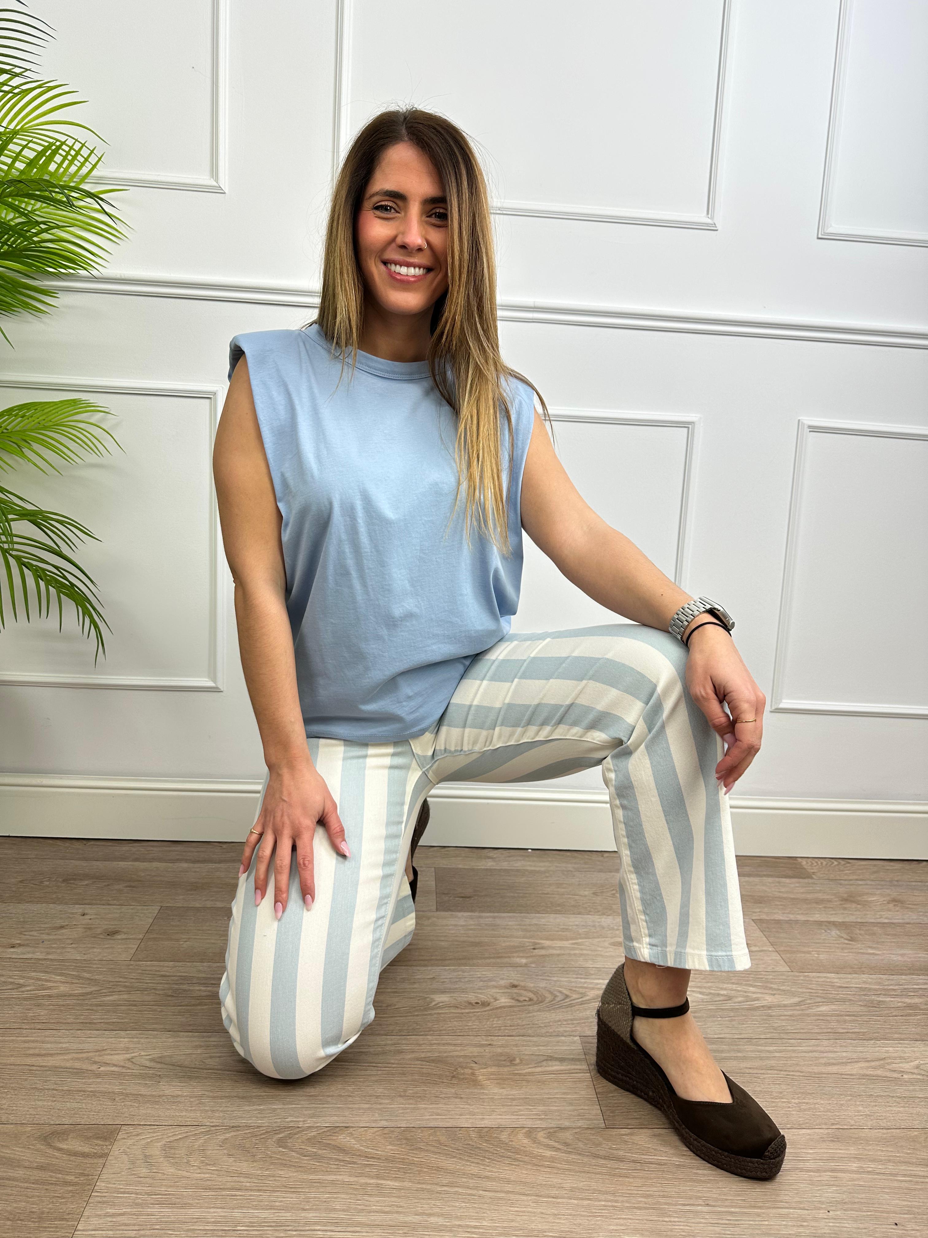 JEANS RAYAS AZUL Y BLANCO 3