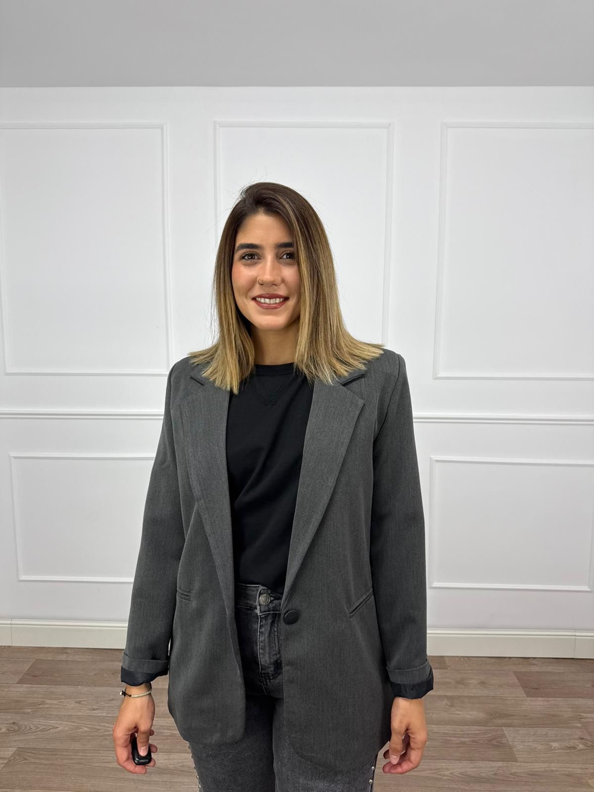 BLAZER GRIS BÁSICA  1